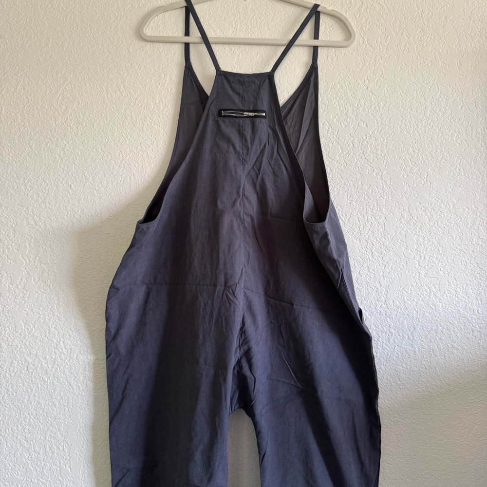 NWOT Dark Gray Overalls - Women's OS casual Jumpsuit - Picture 3 of 3